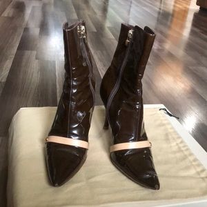 Authentic Louis Vuitton ankle boots size 7.5